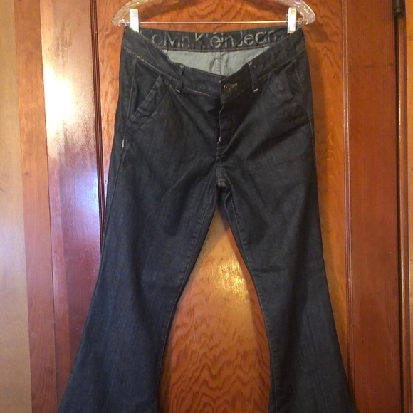 Calvin Klein Jeans - Picture 1 of 4